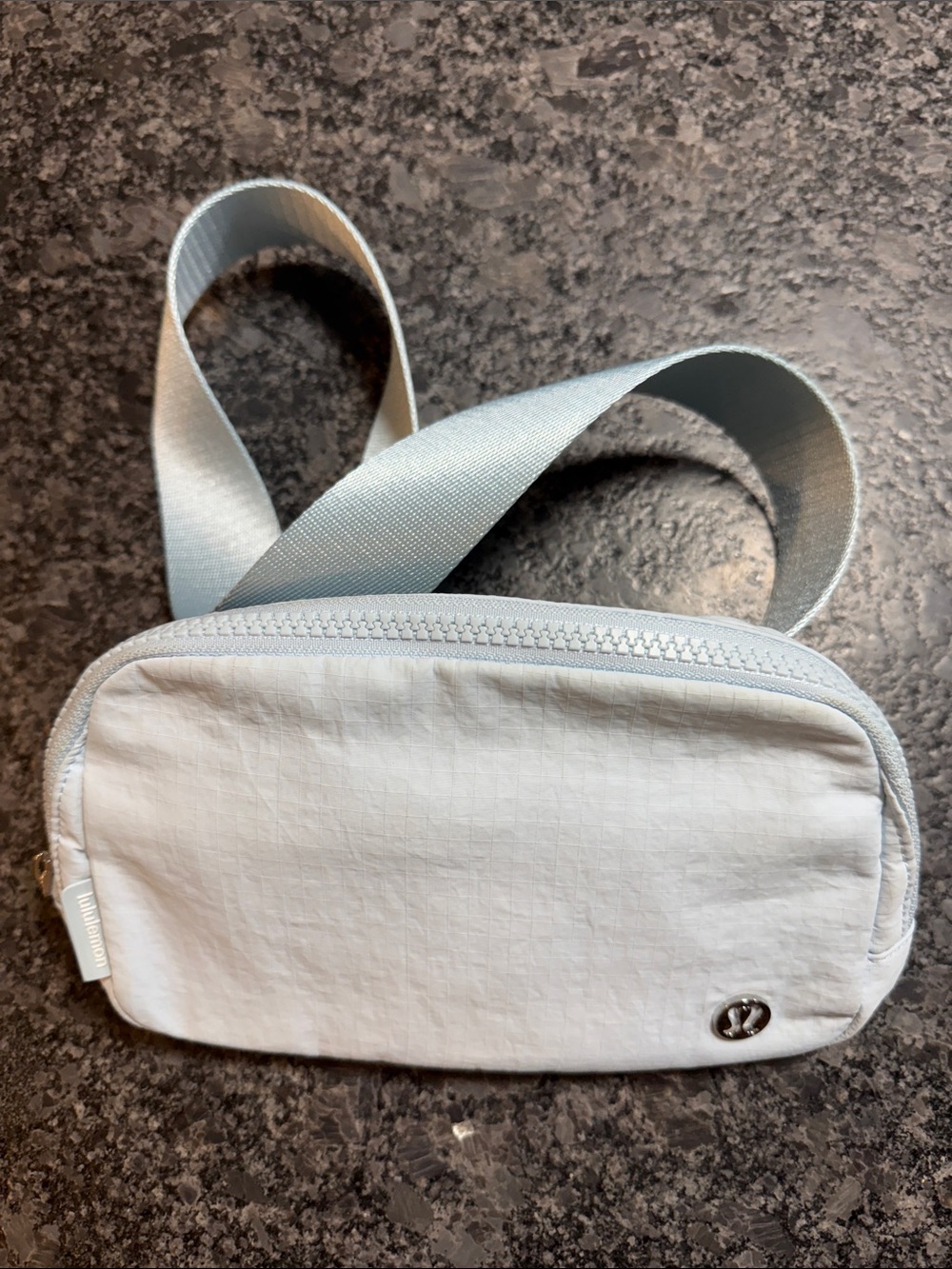 Luluemon belt bag